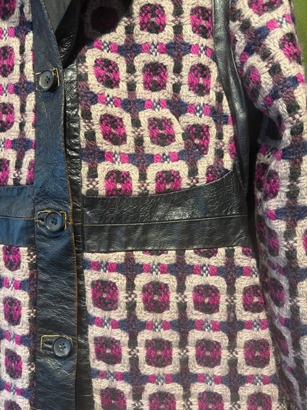 Vintage Womens Pink Patterned Long Coat with Faux Fur Collar - Picture 2 of 11